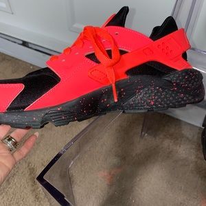 Mens Nike huarache’s